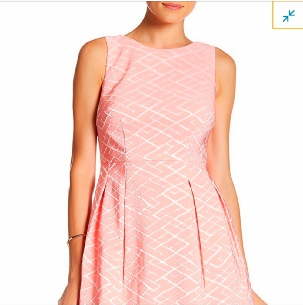 NWT Donna Ricco Geometric Coral Sleeveless Mini Dress ~10